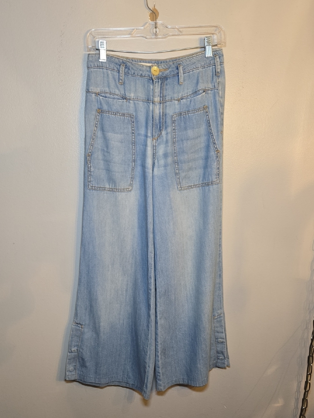 Pilcro Anthropologie Wide Leg Snap Hem Jeans Women’s Size 25 Lightweight Denim - Picture 2 of 12